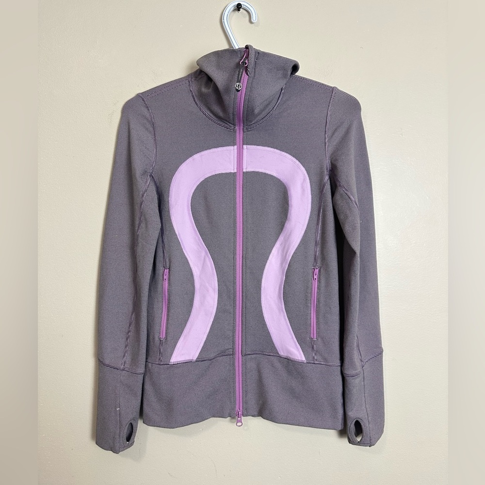 lululemon Size 2 athletica Gray and Pink Ski Jacket